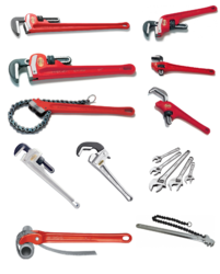 The Right Way to Use a Pipe Wrench
